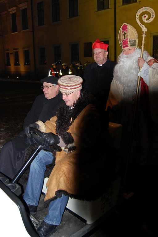 Choinka od górali pod Oknem Papieskim