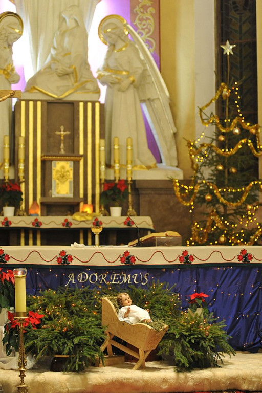 Pasterka i jasełka w Poroninie