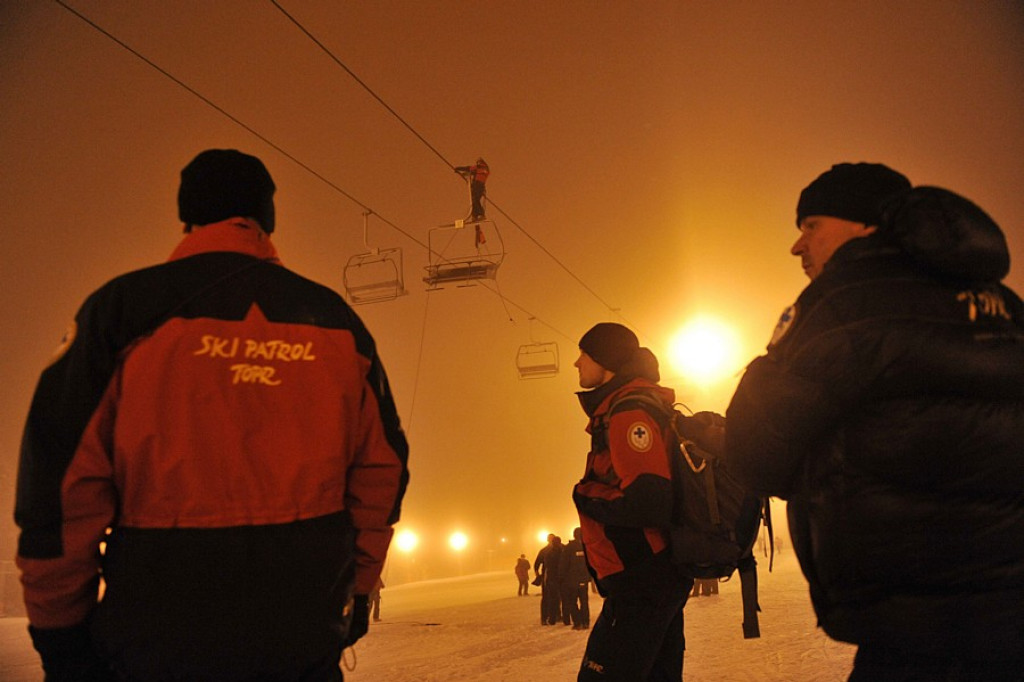 Rusin Ski: Nocna akcja ewakuacyjna narciarzy