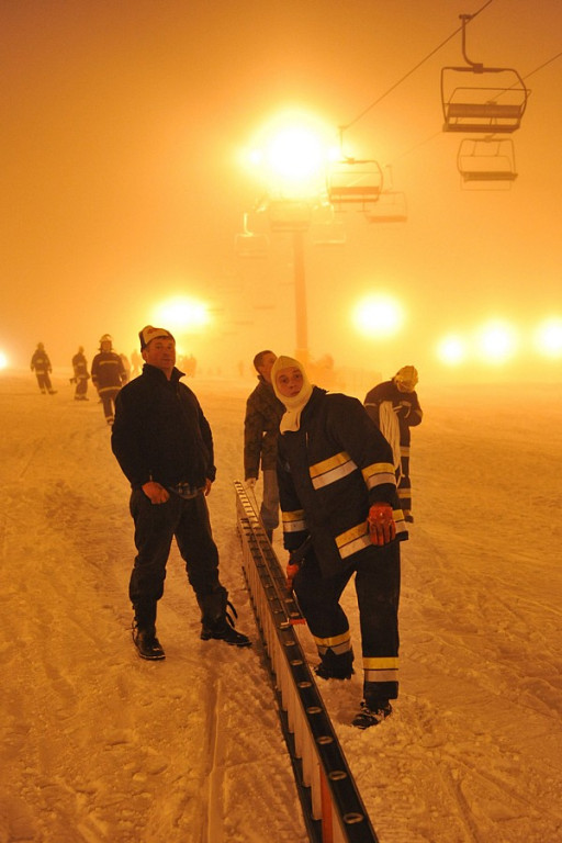 Rusin Ski: Nocna akcja ewakuacyjna narciarzy