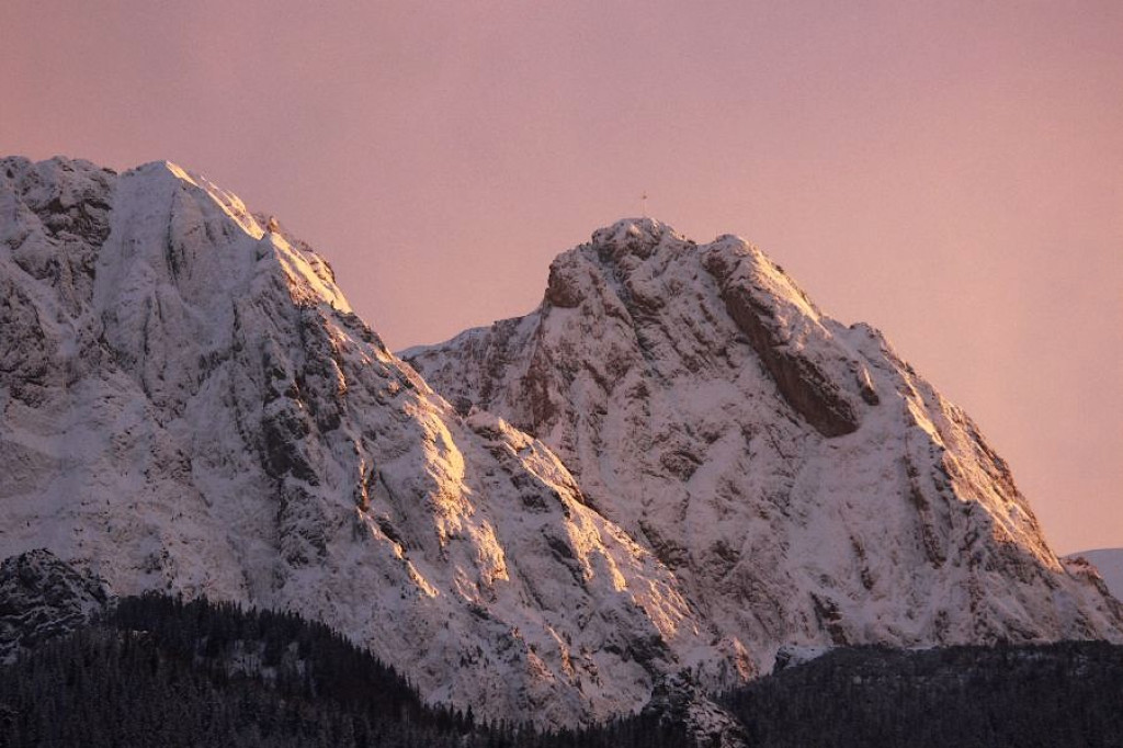 Tatry przed i po halnym