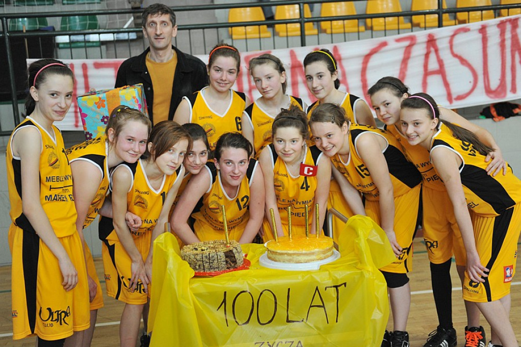 Koszykarski weekend w hali Gorce