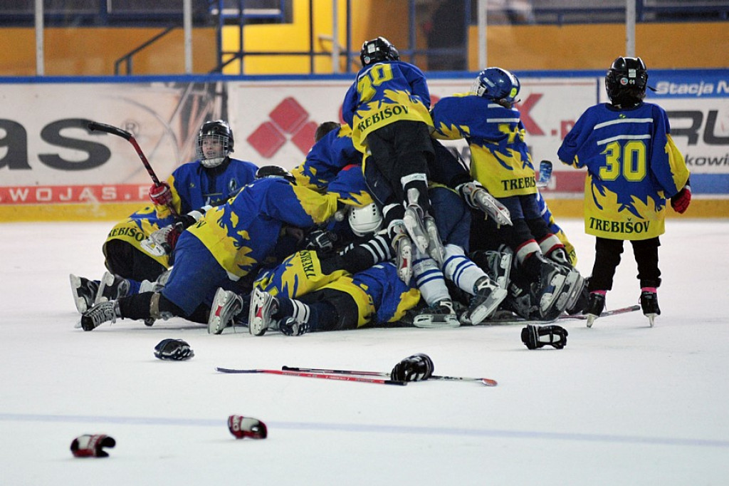 PODHALE CUP 2010: Zmagania młodych hokeistów