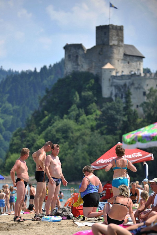 Upalny dzień na Jeziorem Czorsztyńskim