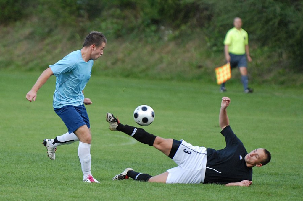 Watra Białka - Brukbet Nieciecza, Lubań Maniowy - Sandecja