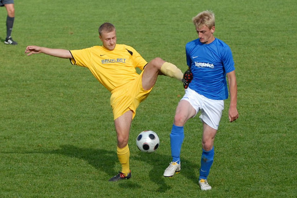 Watra Białka - Brukbet Nieciecza, Lubań Maniowy - Sandecja