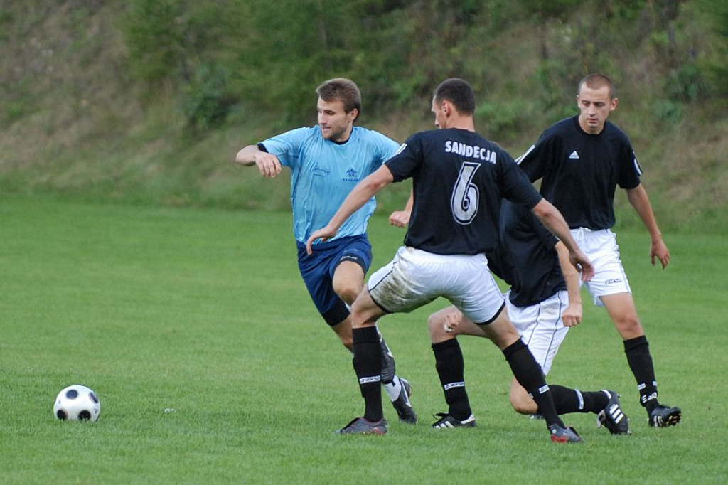 Watra Białka - Brukbet Nieciecza, Lubań Maniowy - Sandecja