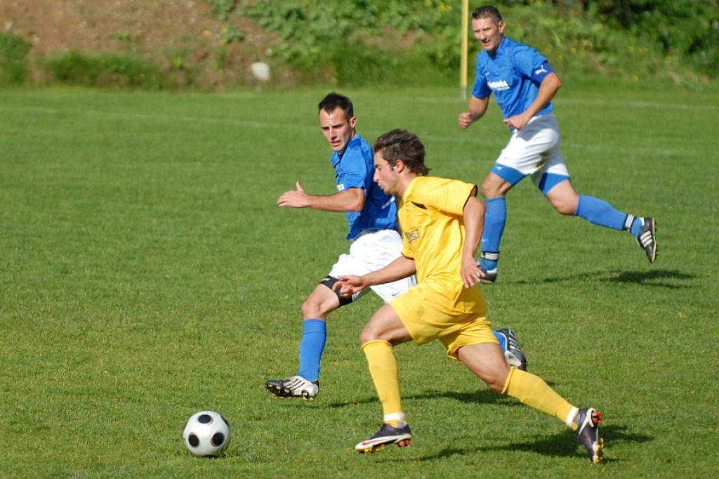 Watra Białka - Brukbet Nieciecza, Lubań Maniowy - Sandecja