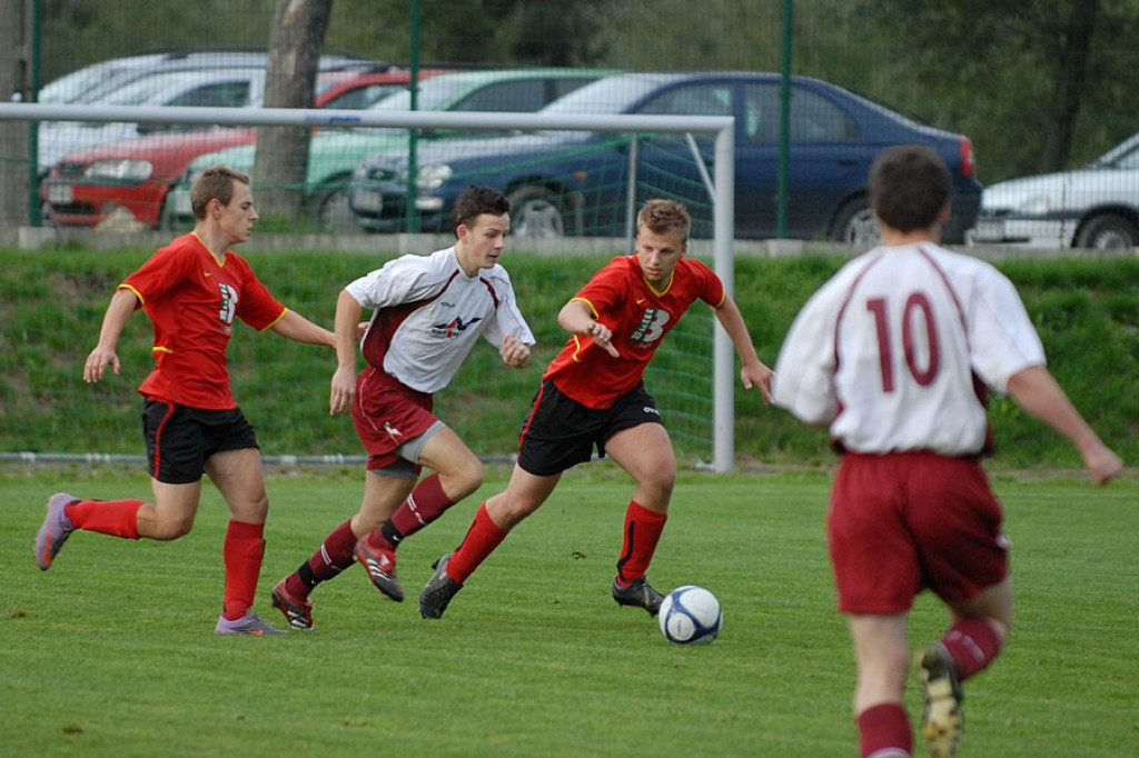 Dunajec Ostrowsko - LKS Poroniec