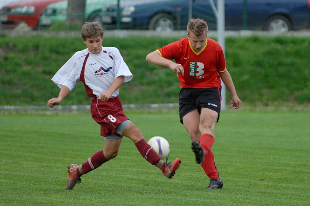 Dunajec Ostrowsko - LKS Poroniec