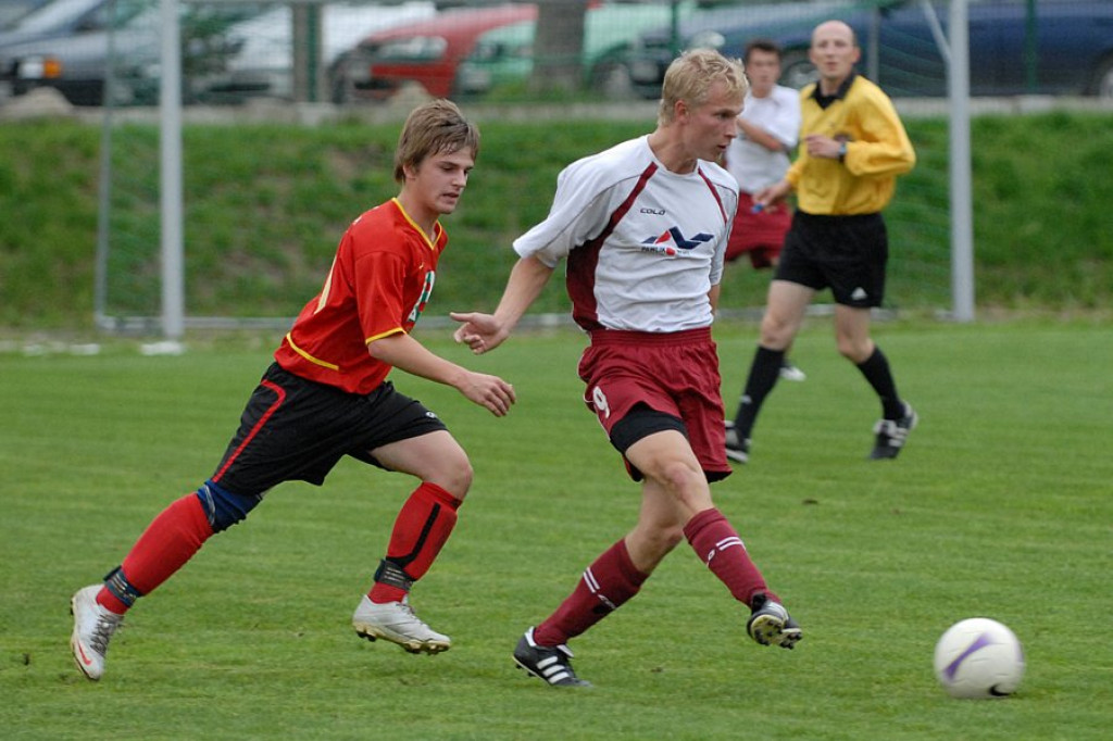 Dunajec Ostrowsko - LKS Poroniec