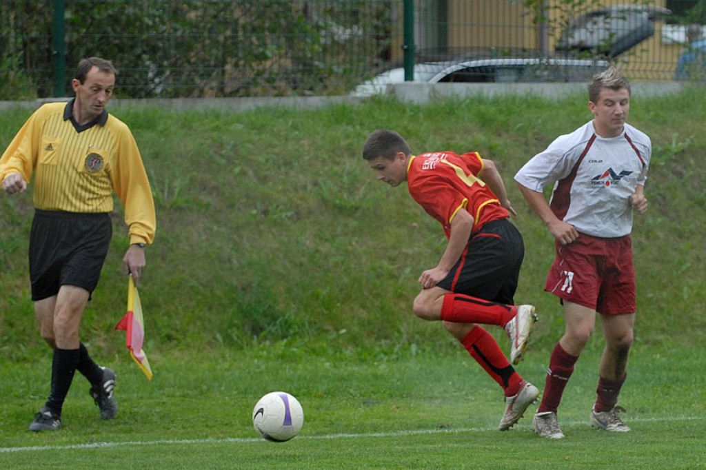 Dunajec Ostrowsko - LKS Poroniec