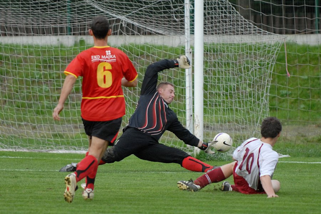 Dunajec Ostrowsko - LKS Poroniec