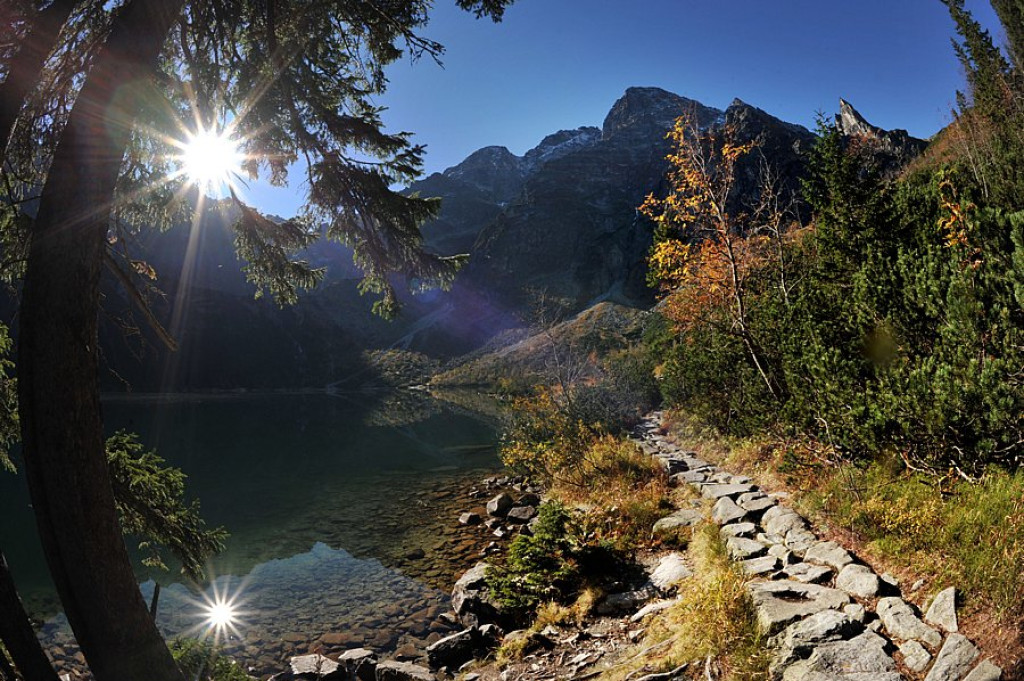 Morskie Oko: Tatry w barwach jesieni