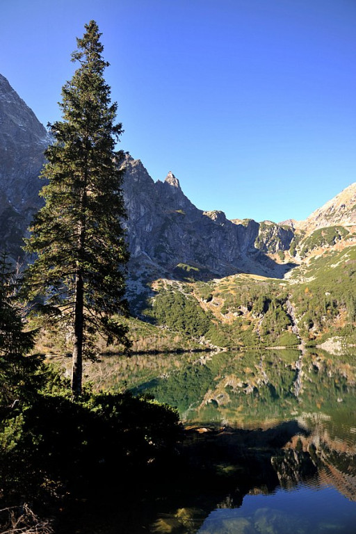 Morskie Oko: Tatry w barwach jesieni