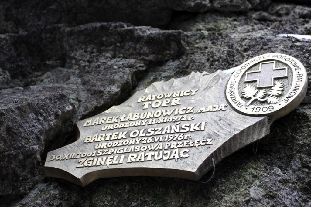 Cmentarz pod Osterwą. Żywym ku przestrodze
