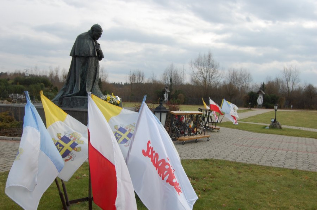 Członkowie „Solidarności” i flisacy u Gaździny Podhala
