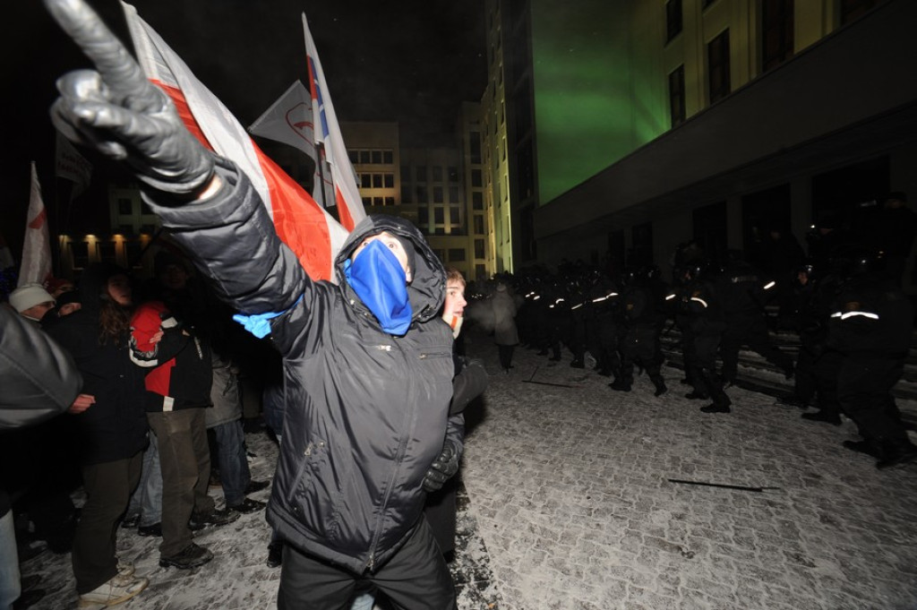 Milicja brutalnie spacyfikowała demonstrację