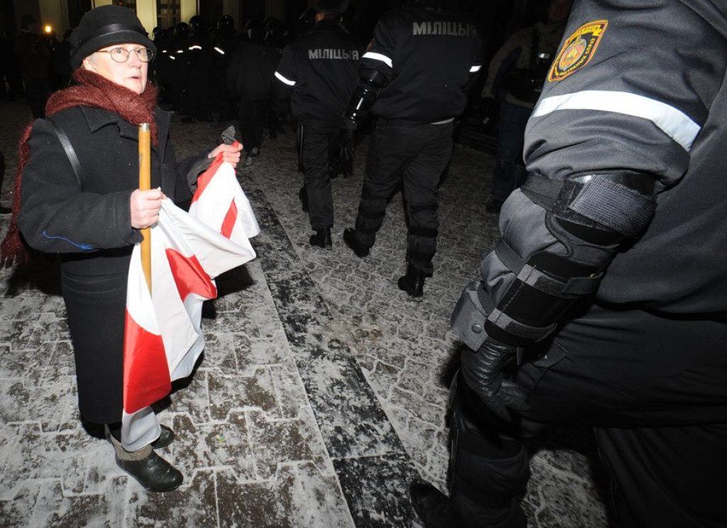 Milicja brutalnie spacyfikowała demonstrację