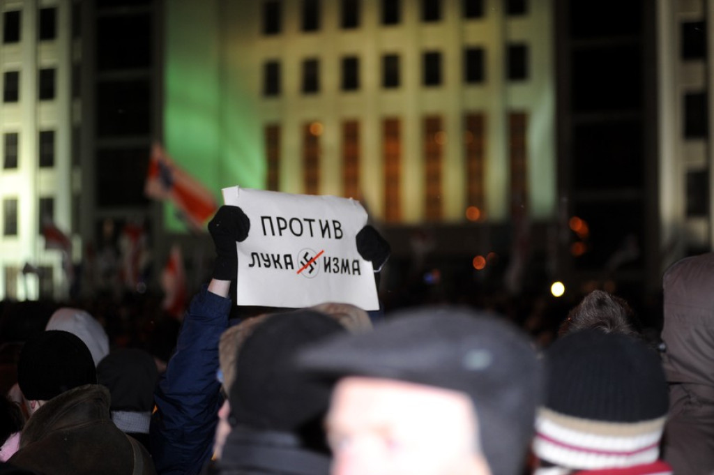 Milicja brutalnie spacyfikowała demonstrację