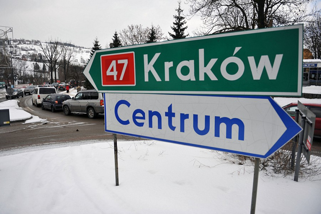 Sylwestrowi turyści opuszczają Zakopane