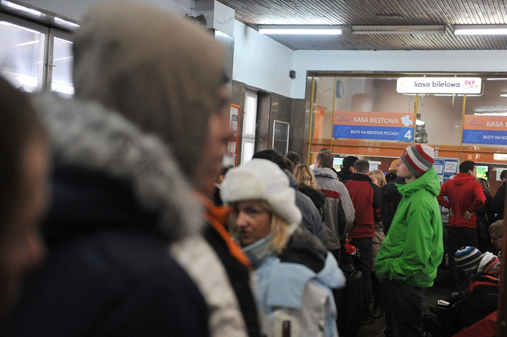 Sylwestrowi turyści opuszczają Zakopane