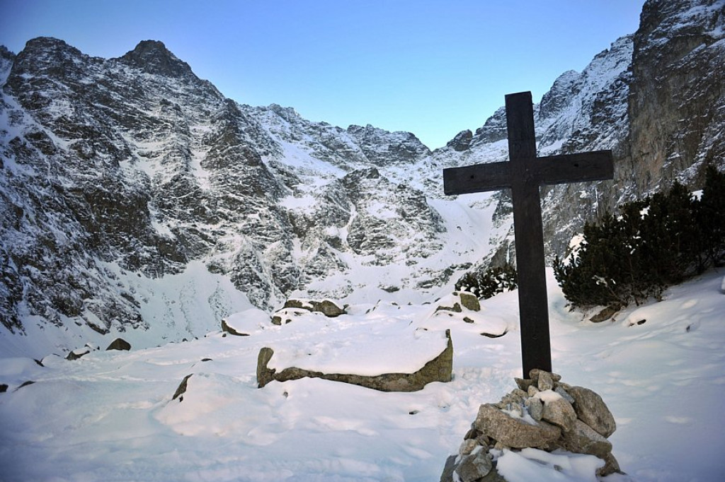 Morskie Oko i Czarny Staw zimą