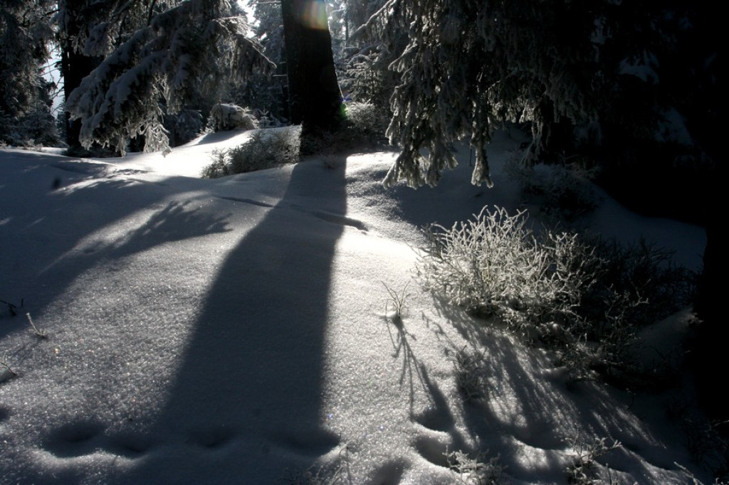 Tatry: Słońce walczy z chmurami