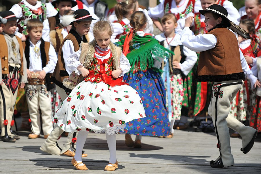Lindada: U zbiegu kultur