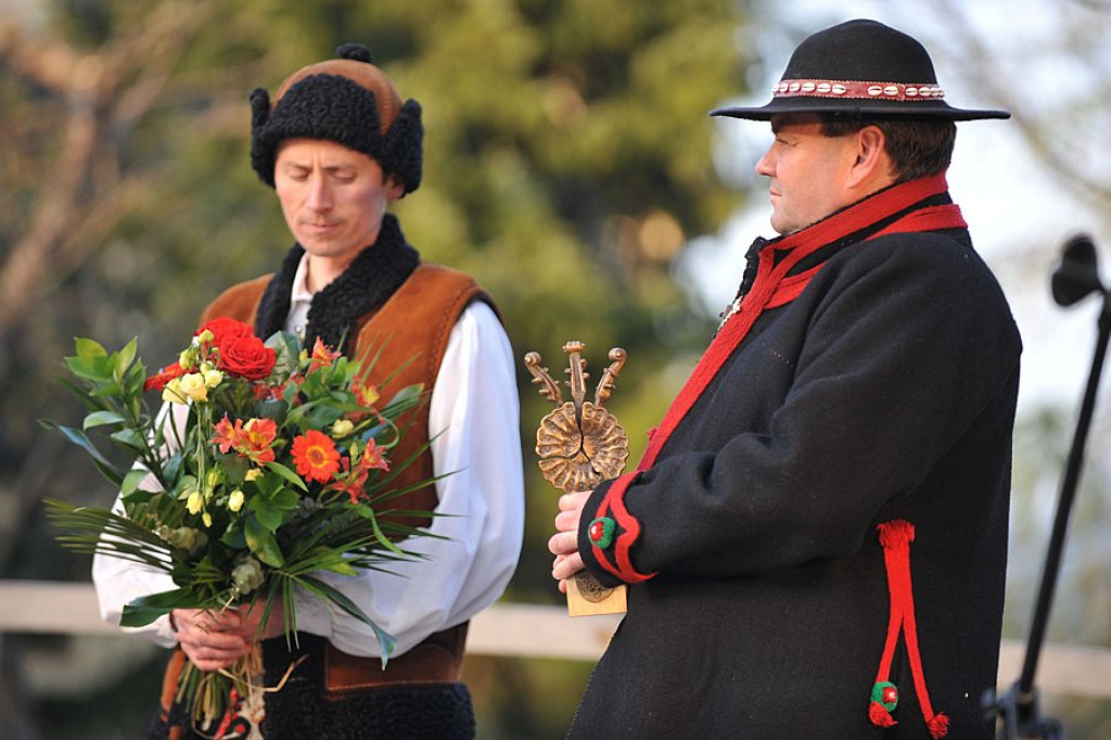 Lindada: U zbiegu kultur