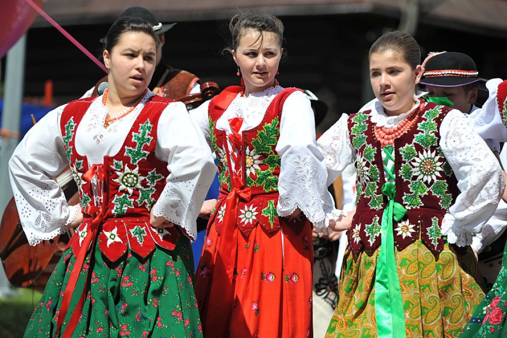 Lindada: U zbiegu kultur