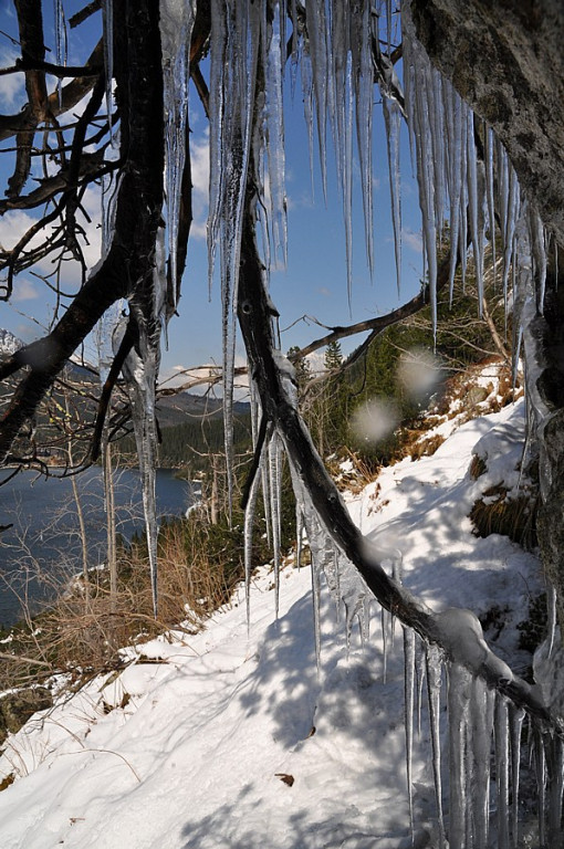 Morskie Oko i Czarny Staw wiosną