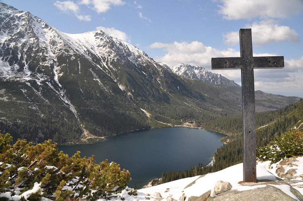 Morskie Oko i Czarny Staw wiosną