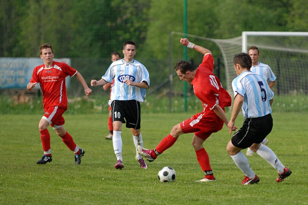Czarni - Zapora, Watra - Tuchovia