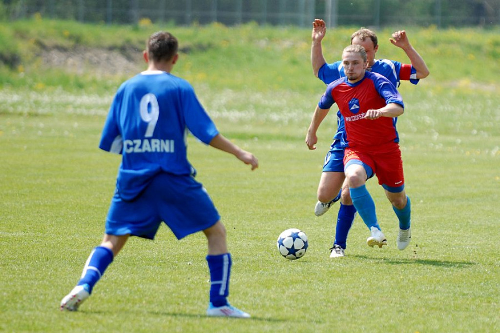 Czarni - Zapora, Watra - Tuchovia