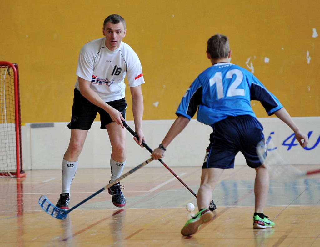 Twardoszyńska Liga Unihokeja: Nasi gromią Słowaków