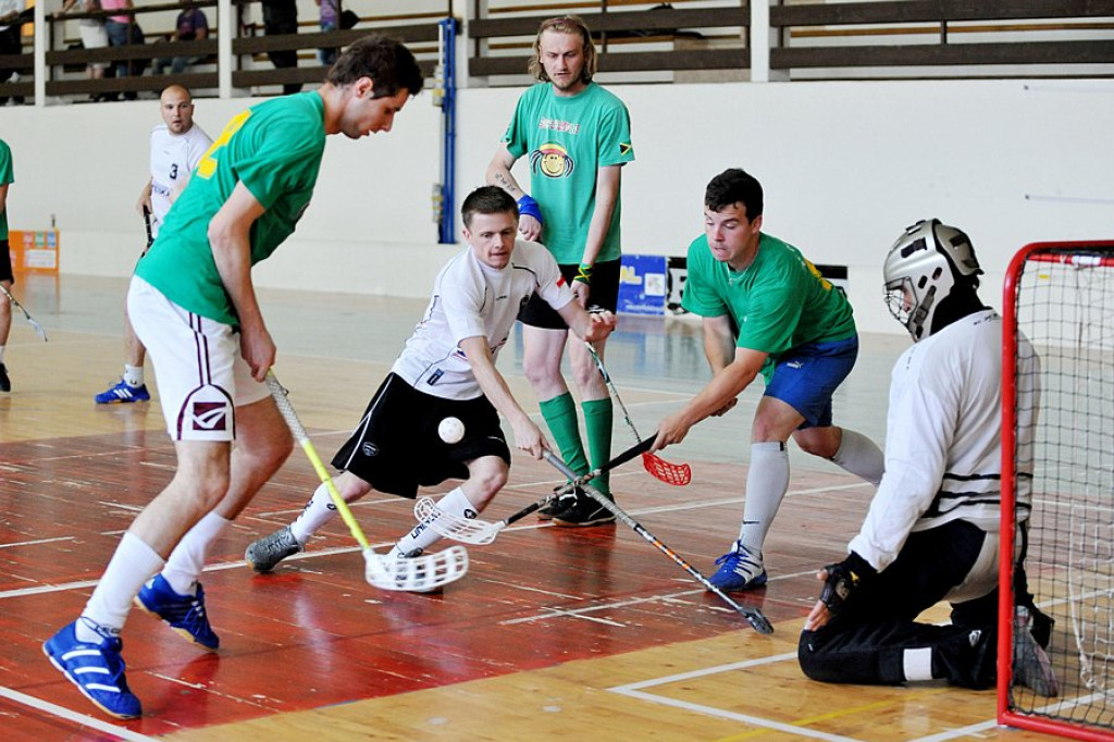 Twardoszyńska Liga Unihokeja: Nasi gromią Słowaków