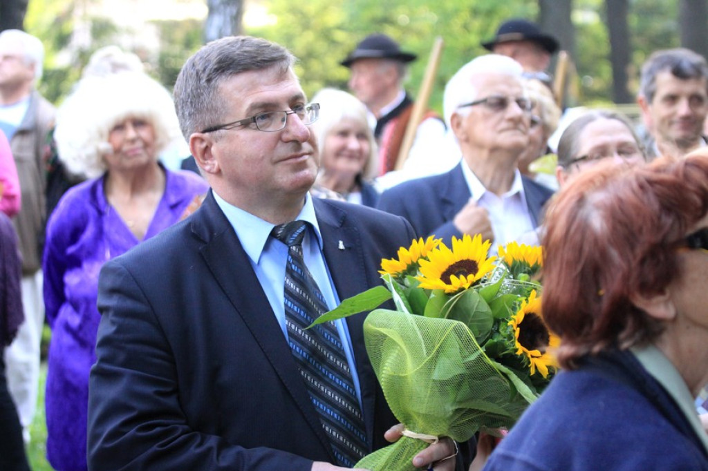 Ikony Jolanty Flach. Tłumy na wernisażu