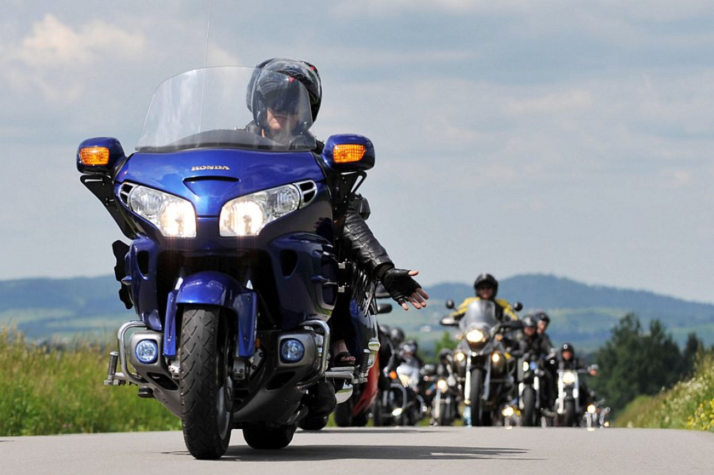 Ciche: I Zlot Motocyklowy w Miętustwie