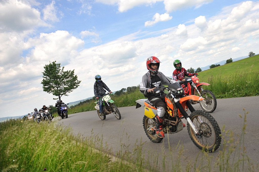 Ciche: I Zlot Motocyklowy w Miętustwie