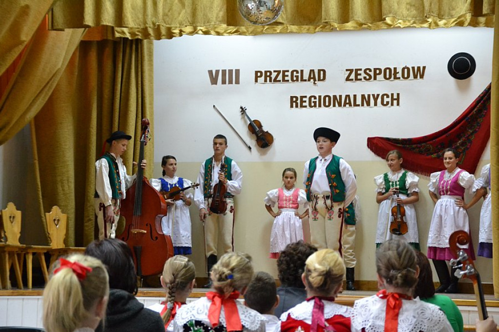 Łopuszna: Z miłości do folkloru