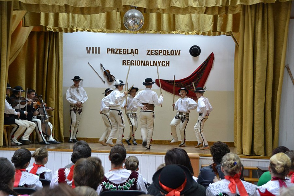 Łopuszna: Z miłości do folkloru