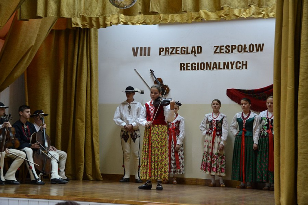 Łopuszna: Z miłości do folkloru