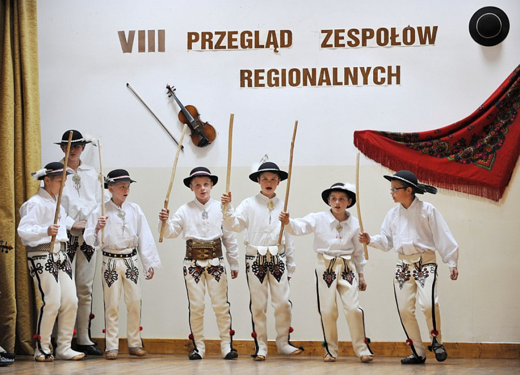 Łopuszna: Z miłości do folkloru