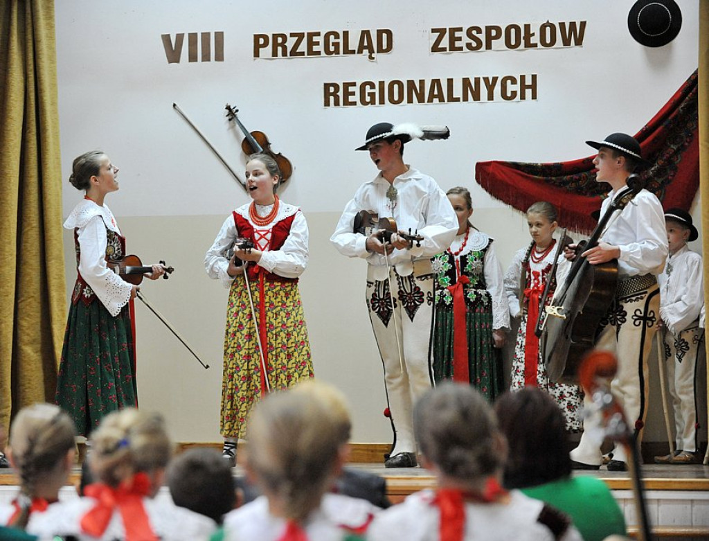 Łopuszna: Z miłości do folkloru