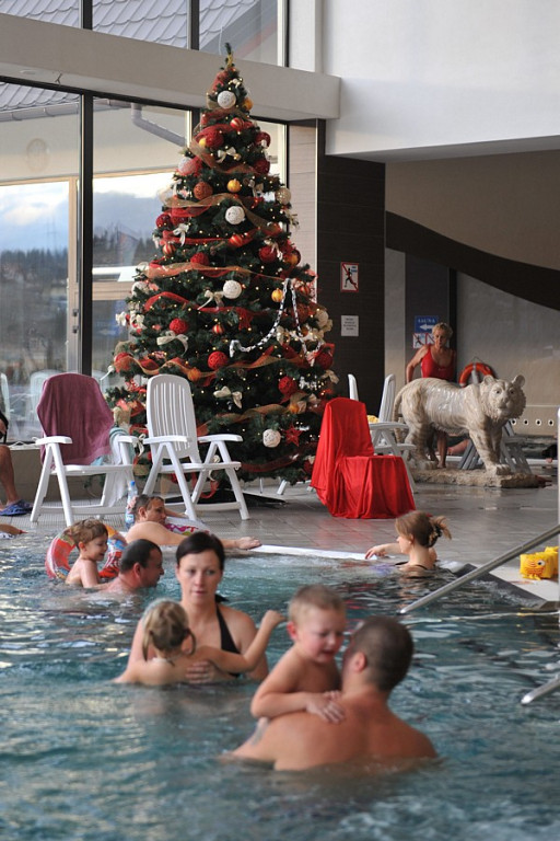 Bukowina, Szaflary, Zakopane: Mikołaj w termach