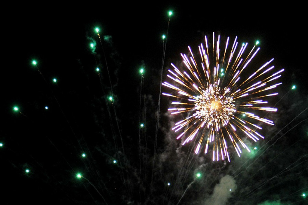Sylwester: Witamy w Nowym 2012 Roku!