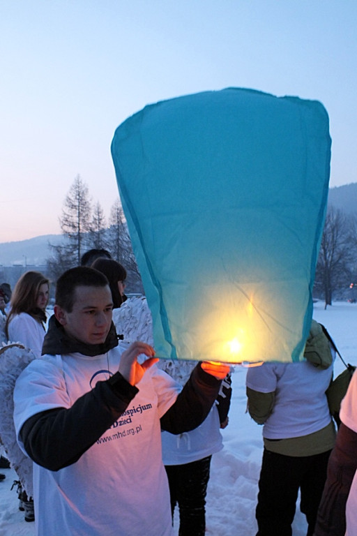 Zakopane: Lampiony dla Małopolskiego Hospicjum dla Dzieci