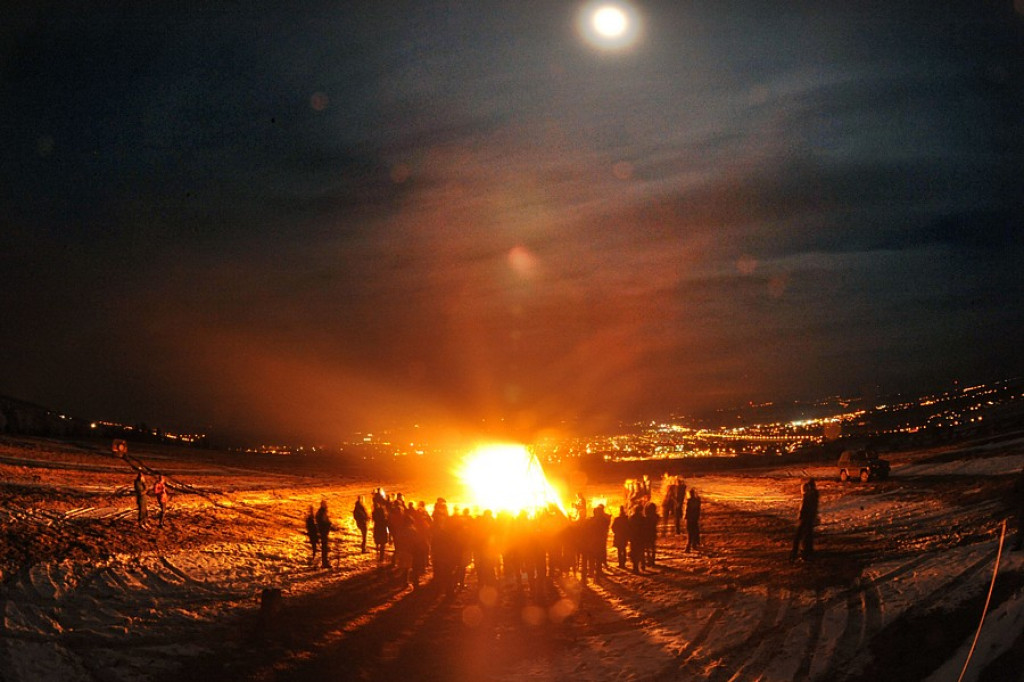 Nowy Targ: Watra Pamięci na Zadziale