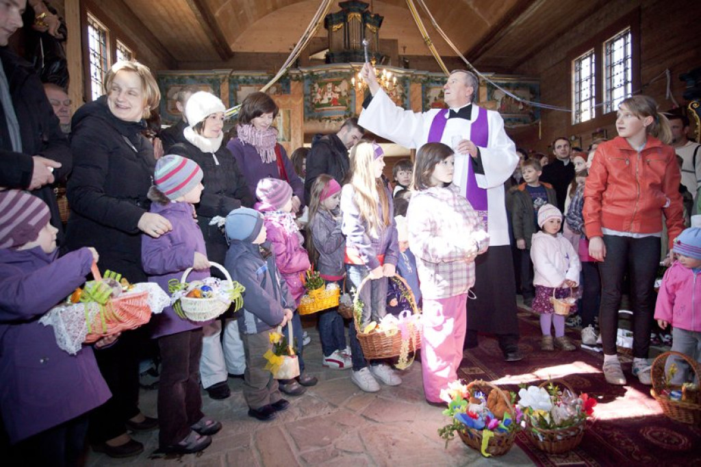 Święcenie Pokarmów w Zubrzycy Górnej